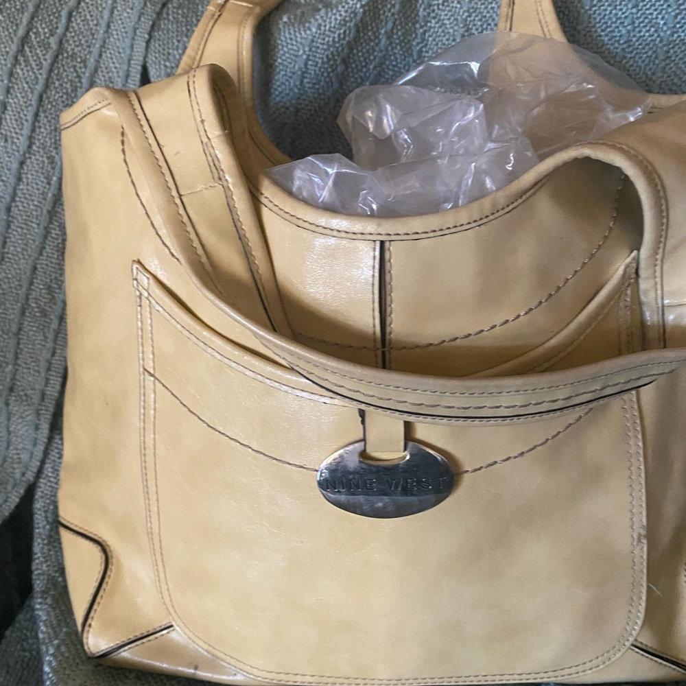 NINE WEST HANDBAG